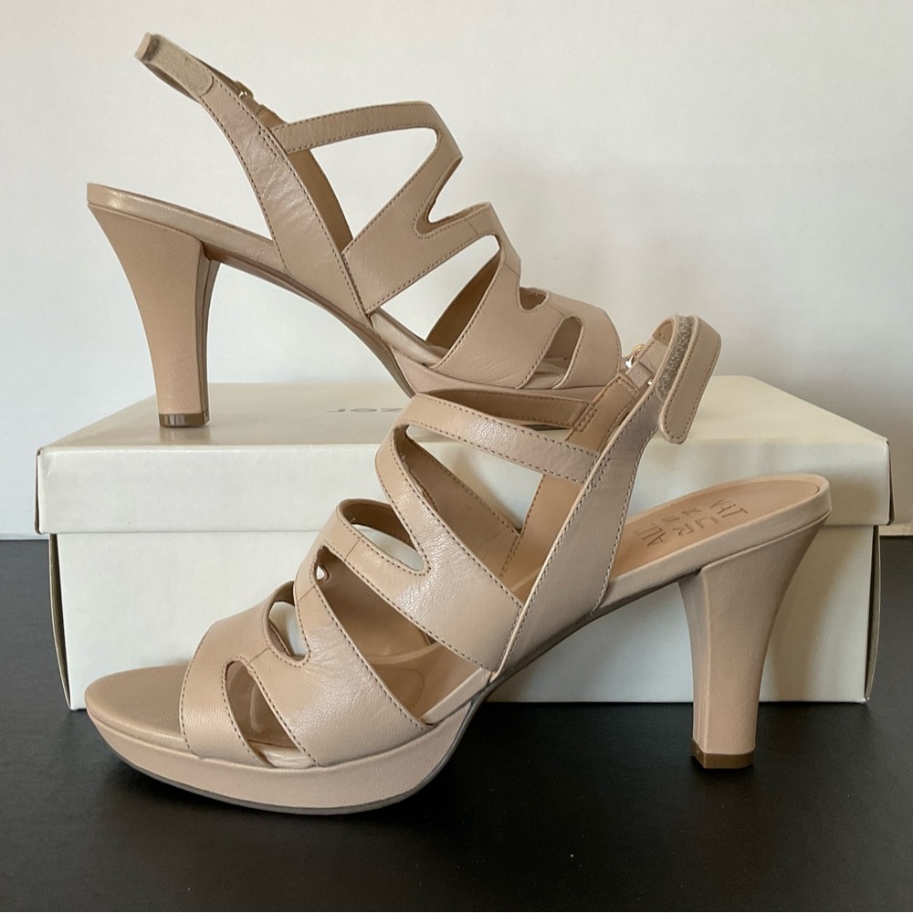 Naturalizer Pressley Taupe Strappy Slingback Platform Heel Sandals 9M